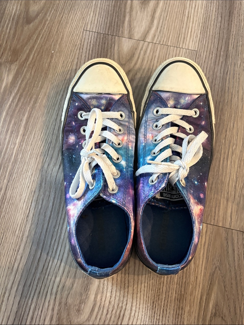 Galaxy Converse - Picture 3 of 6